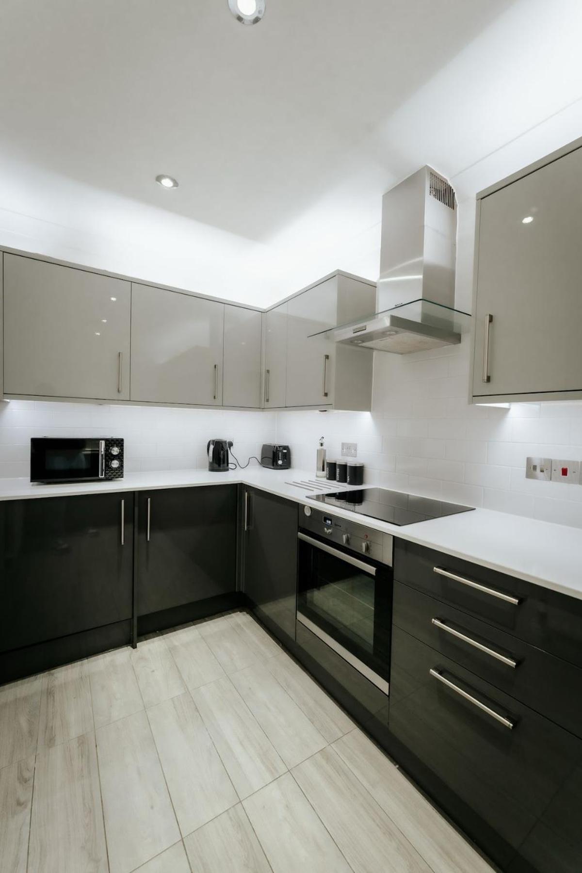 Modern 2-bedroom Next To Chelsea Stadium * Londra